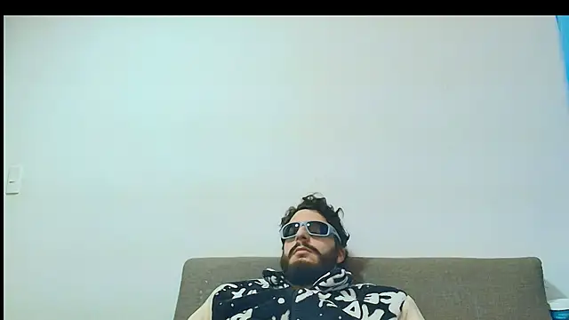 thomas_gun Live XXX-Chat