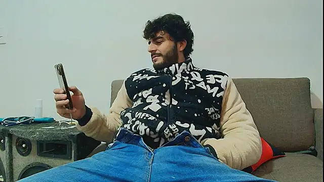 thomas_gun: απευθείας συνομιλία ΧΧΧ