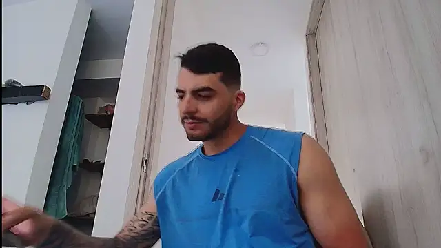 Онлайн чат XXX thomas_gun