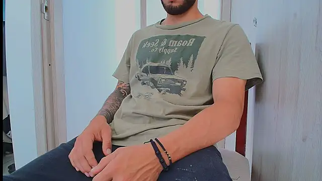 Živý XXX chat thomas_gun