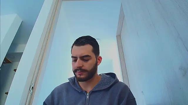 thomas_gun Chat XXX in diretta