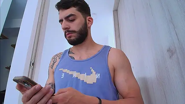 عرض كام thomas_gun
