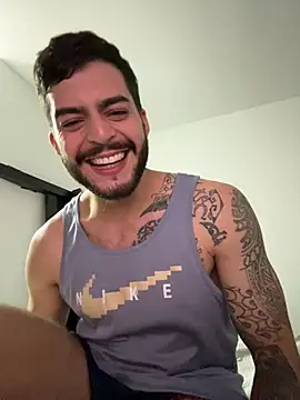 thomas_gun Adlı Modelin Web Kamerası Şovu