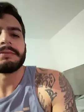 thomas_gun Adlı Modelin Web Kamerası Şovu