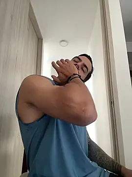 thomas_gun Adlı Modelin Web Kamerası Şovu