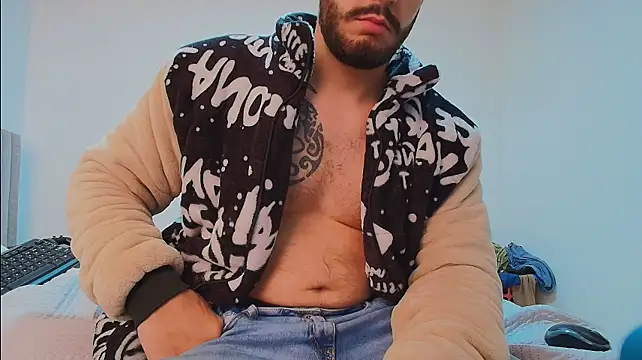 thomas_gun Adlı Modelin Web Kamerası Şovu