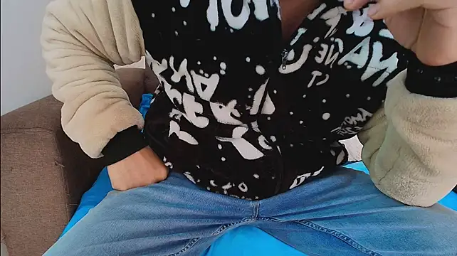 הופעת וובקאם של thomas_gun