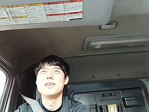 whitebriefboyのウェブカメラショー