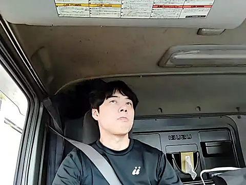 whitebriefboyのウェブカメラショー