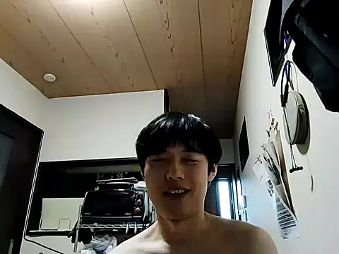 whitebriefboyのウェブカメラショー