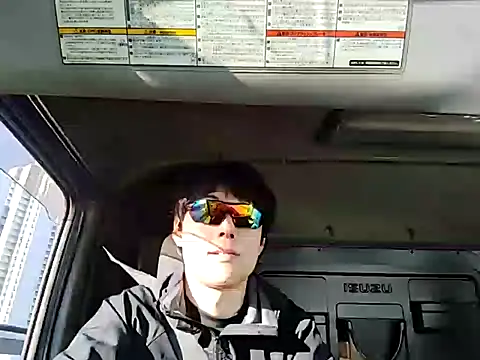 whitebriefboyのウェブカメラショー