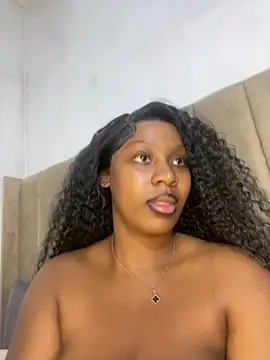 Candy_Love_18's Webcam Show
