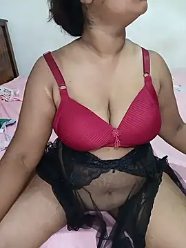 Reesha_99 Show in webcam