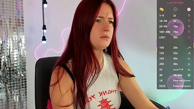 Lily_Moonlight's Live XXX Chat