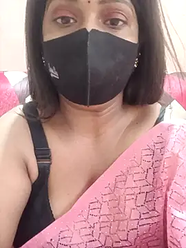 Keerthimma Pertunjukan Webcam