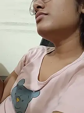 Aalia-Bhatt Webcam show