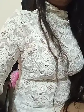 Aalia-Bhatt Webcam-Show