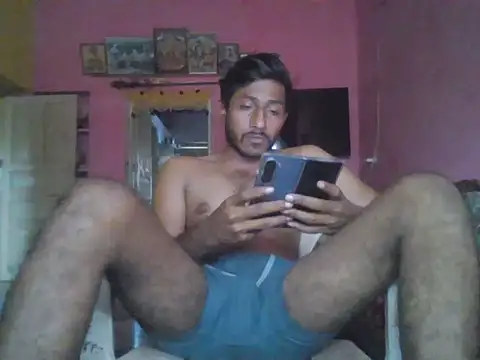 הופעת וובקאם של Kavya_Karnataka