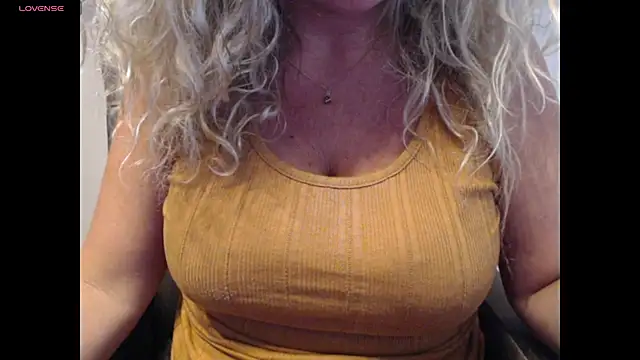 JenniLowen's Live XXX Chat