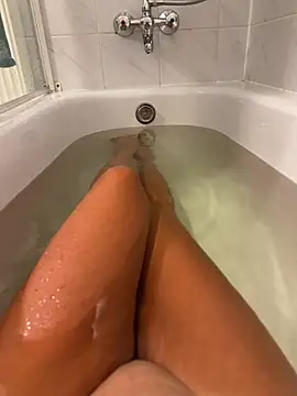 JenniLowenn Webbikameraesitys