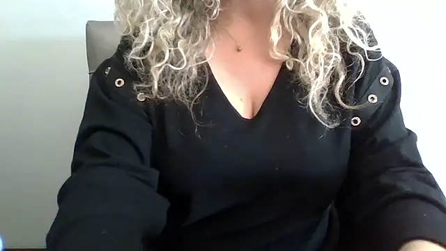 JenniLowenのウェブカメラショー