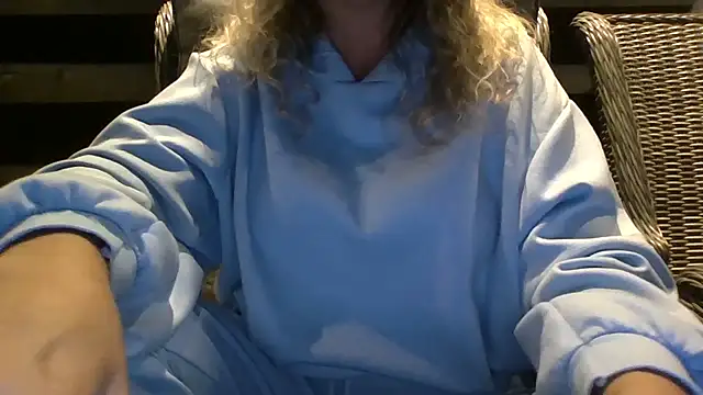 JenniLowenn Webbikameraesitys