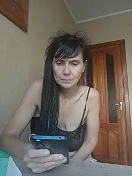 Francenia_lolis Adlı Modelin Canlı XXX Sohbeti