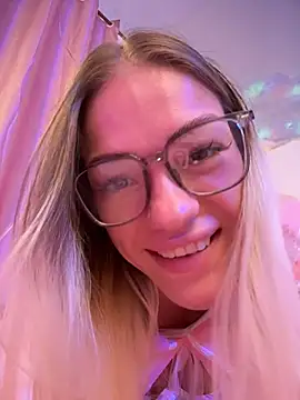 חדר צ'אט בשידור חי של -Sexy_Barbie-