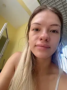 -Sexy_Barbie-n Webbikameraesitys
