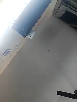 Madhavi_mishra's Live Chat Room