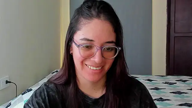 atenas_05_ Live XXX Chat