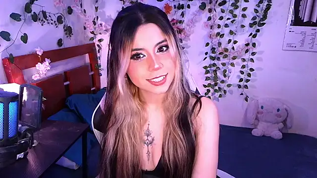 Kittyuwu_ Chat XXX live