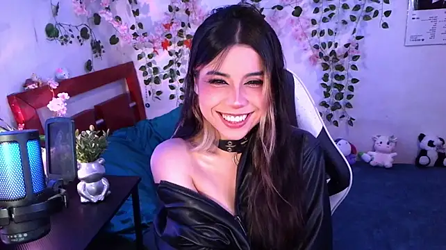 Kittyuwu_ Live XXX-chat
