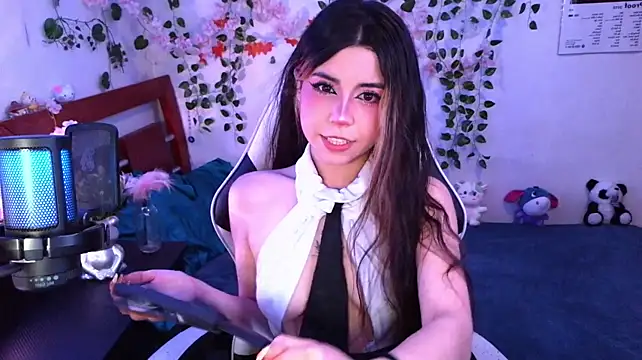 Kittyuwu_'s Live XXX Chat