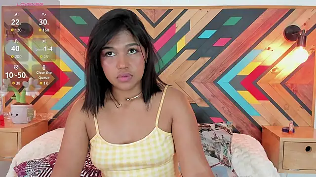 XXX chat uživo modela NaiirobiSwan