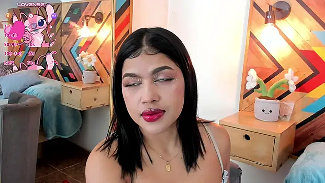 NaiirobiSwan 라이브 XXX 채팅