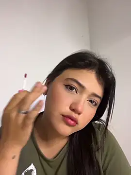 Živá chatovací místnost alisson_carolina73