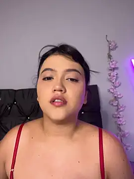 Chat +18 de alisson_carolina73 ao vivo