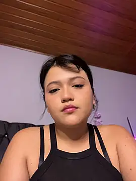 alisson_carolina73 Live XXX-Chat