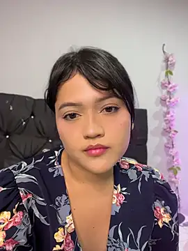 alisson_carolina73のライブXXXチャット