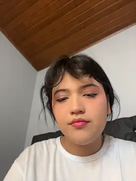 alisson_carolina73's Live XXX Chat