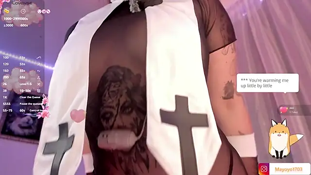 kiki_cavilll Pertunjukan Webcam