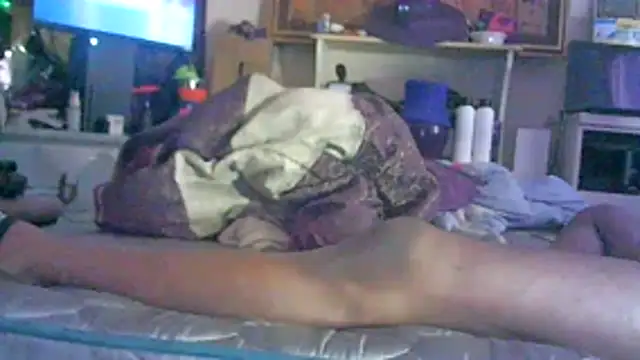CR3M3_FIR3 Pertunjukan Webcam