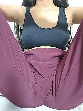 Teri-Khwaish03's Live XXX Chat