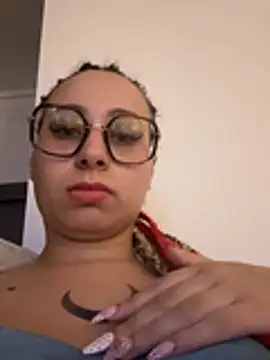 queenlo_xxx Webcam show