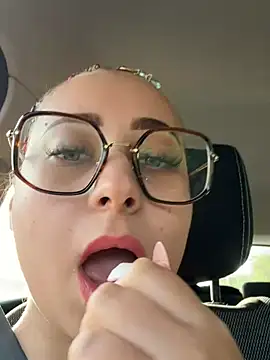 queenlo_xxx Webcam show