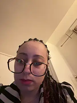 Вебкам-шоу queenlo_xxx