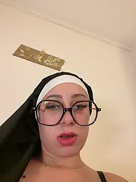 queenlo_xxx Webcamshow