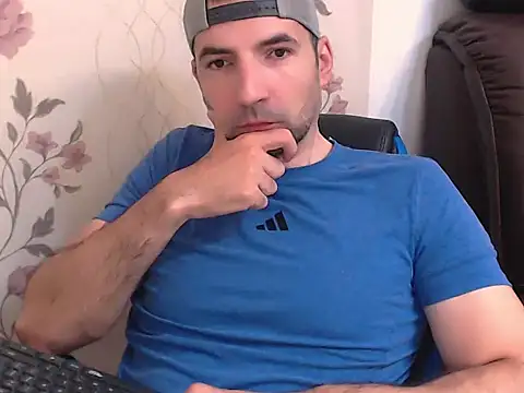 Leo_1617 Webcam show