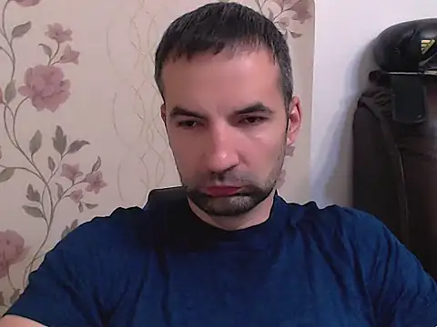 Leo_1617 – webcam-show